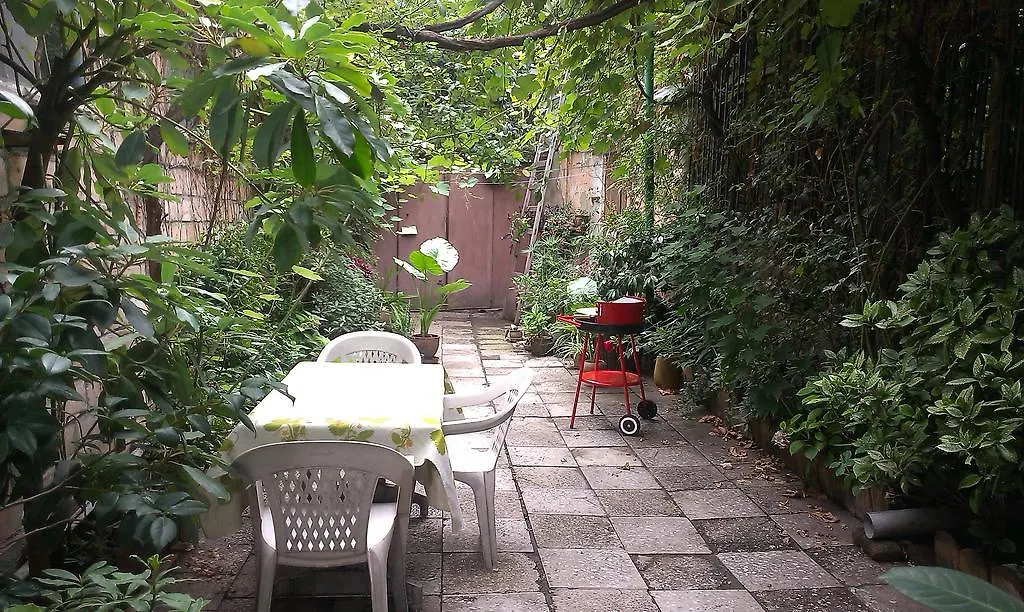 Hostel 48A Tbilisi